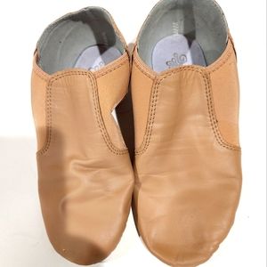 DANCE CLASS SHOES SZ 9